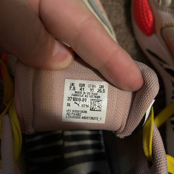 PUMA RS-X Unexpected Mixes Sneaker Zebra Pink Yellow Lace Up‎ Women's Size 10 - Picture 8 of 8